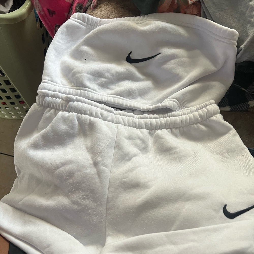 Nike 2 piece